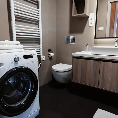 Ah Albelli Ii Free Parking *